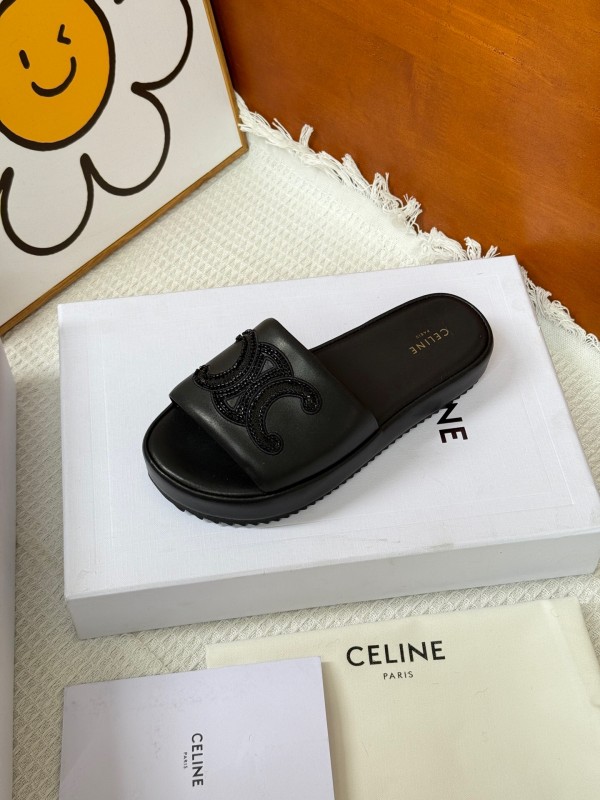 2025 Slippers CELINE Black Leather Slippers KFY00250