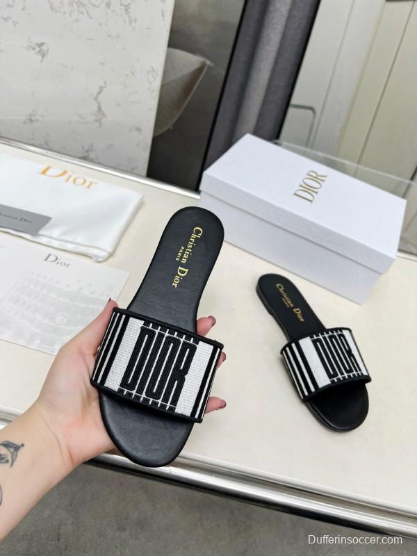 2025 Women Dior Black White Fabric Slippers LY00170