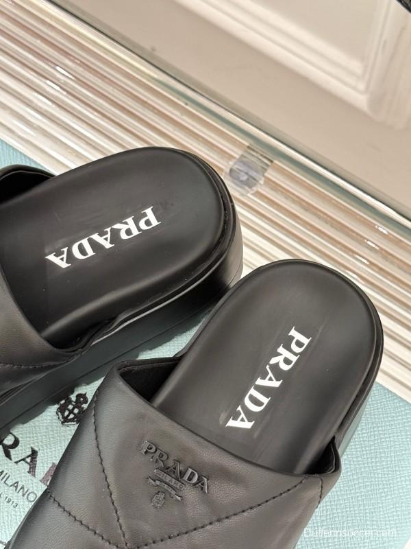 2025 Slippers Prada Black Leather Slippers