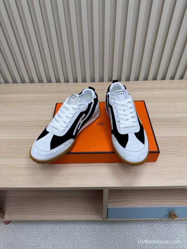 2025 Unisex Hermès White Black Suede Down Fabric Sneakers Top Version KFY00300
