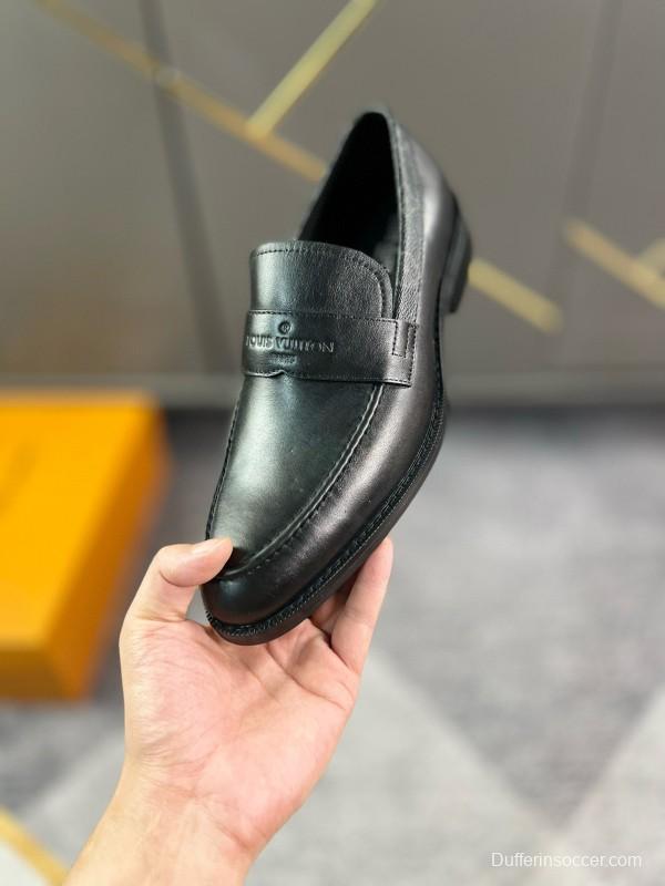 2024 Men Louis Vuitton Black Leather Formal Shoes MJ00290