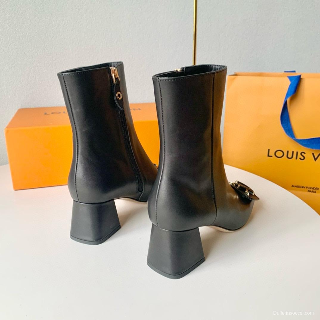 2024 Women Louis Vuitton Black Leather Ankle Boots Block Heel MJ00420