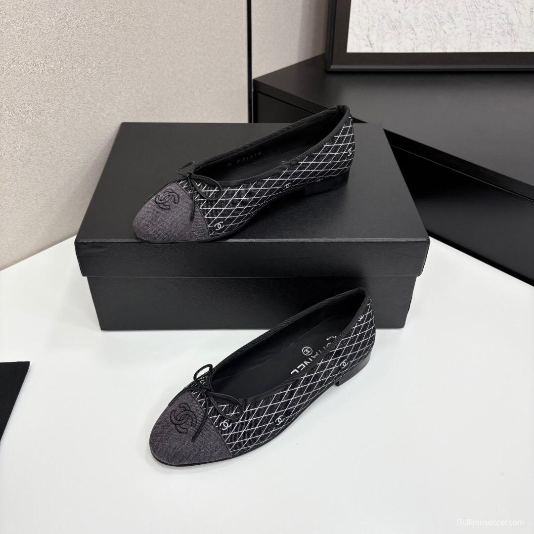 2025 Women Chanel Black Grey Fabric Leather Ballet Flat LY00360