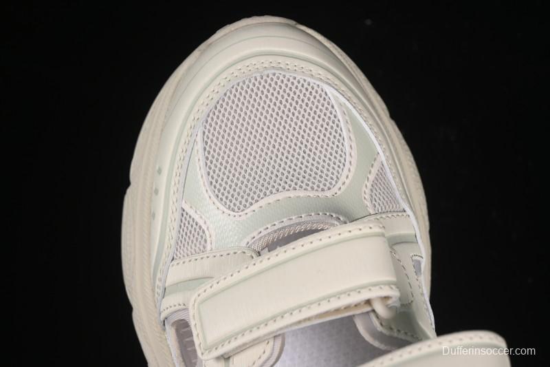 New York Yankees MLB Ace Runner Mask Jane Summer Casual Sandals - 3ASDACE5350CRS