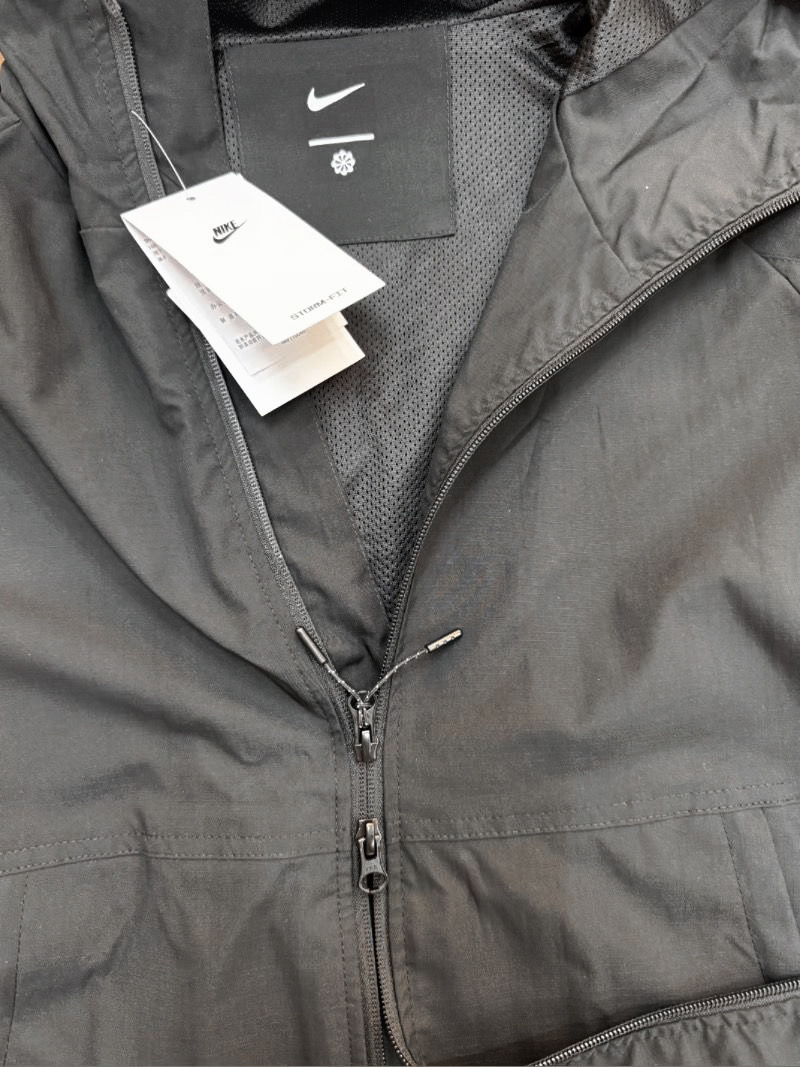 2025 NIKE White/Black Casual Jacket Windbreaker - 2 Colors