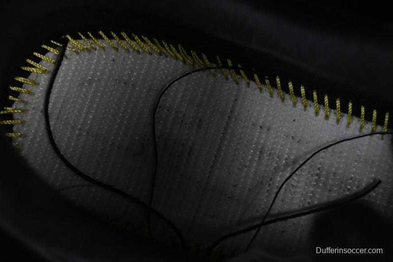 Nike Air Force 1'07 Low Casual Sneakers with Full-Length Air Cushion - HQ1977-001