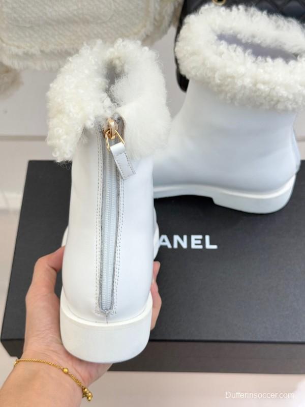 Chanel 25K Series Two-Tone CC Fur Snow Boots - KFY00300