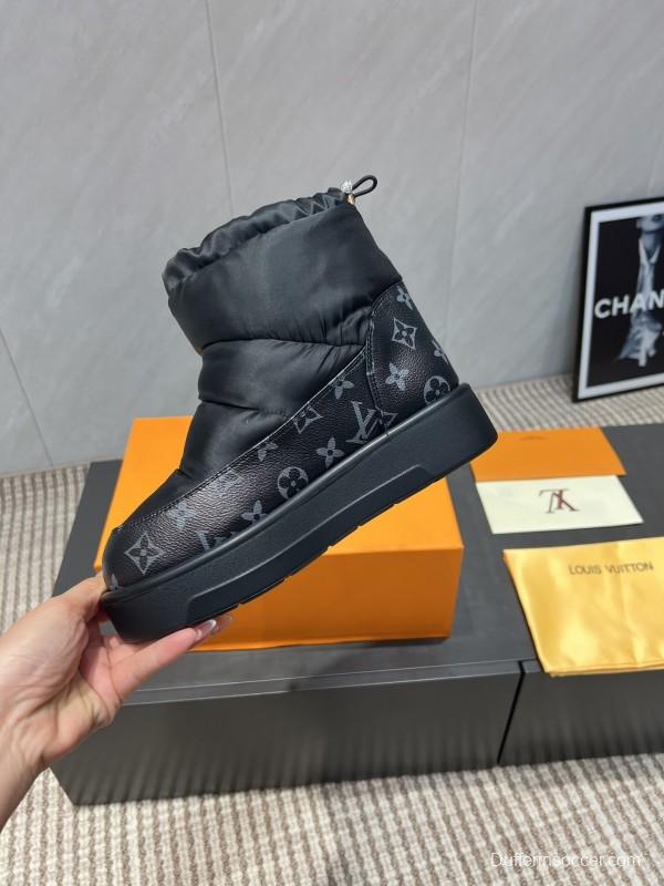 Louis Vuitton Fall/Winter 2025 Snow Boots Series Round Toe Thick Sole Down-Filled Snow Boots - KFY00310