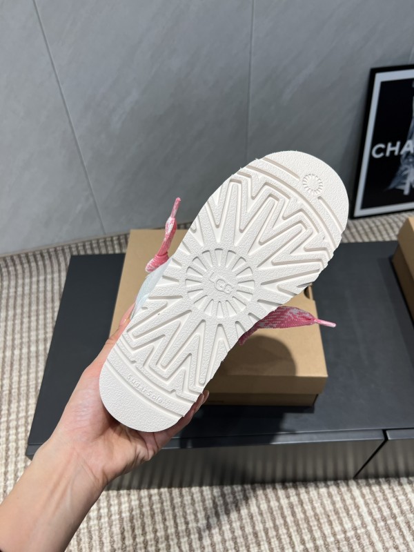 UGG Platform Casual Shoes Series with Round Toe and Thick Sole - MJ00270