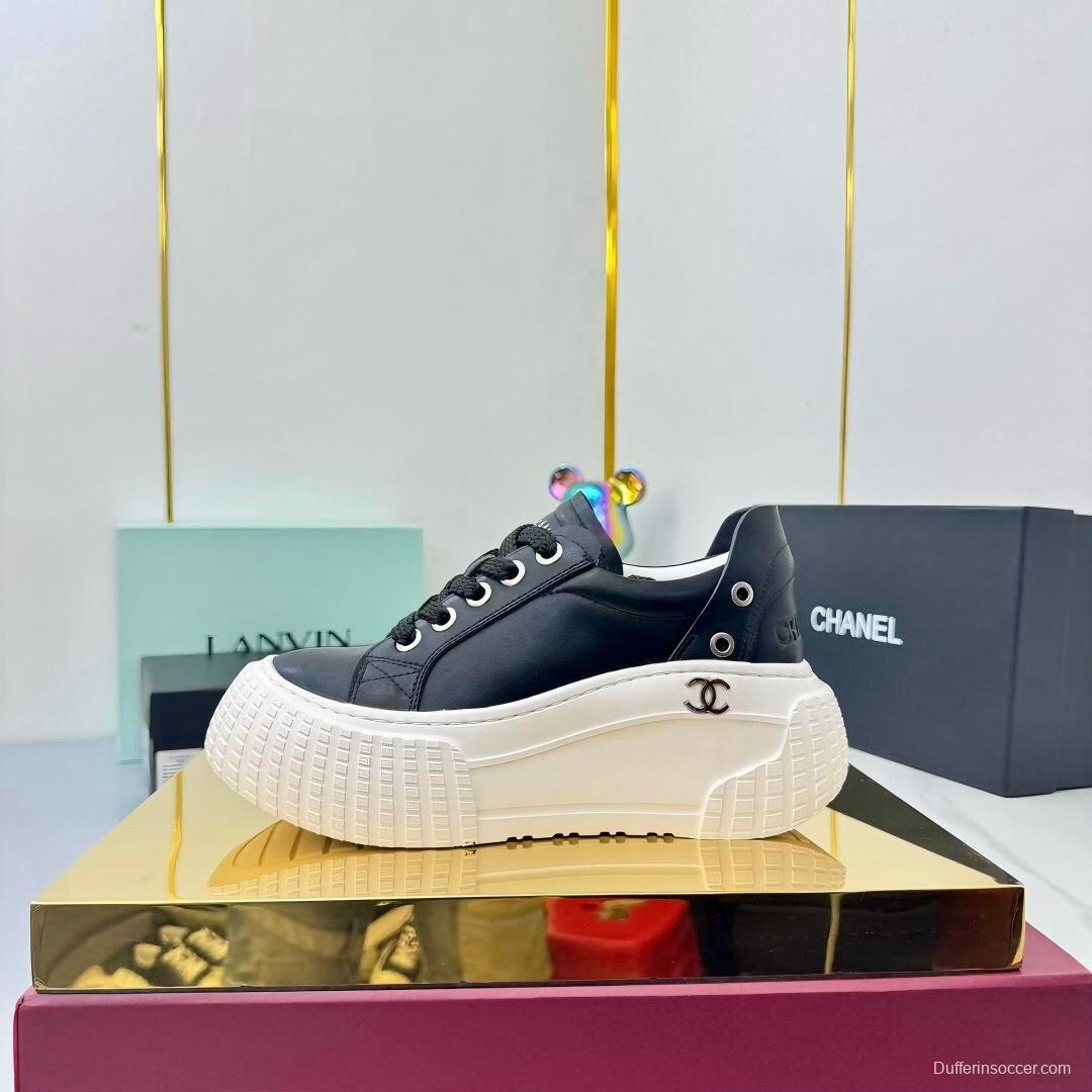 Chanel 2025 SS Panda Loafers Bread Shoes Casual Sneakers - LY00330