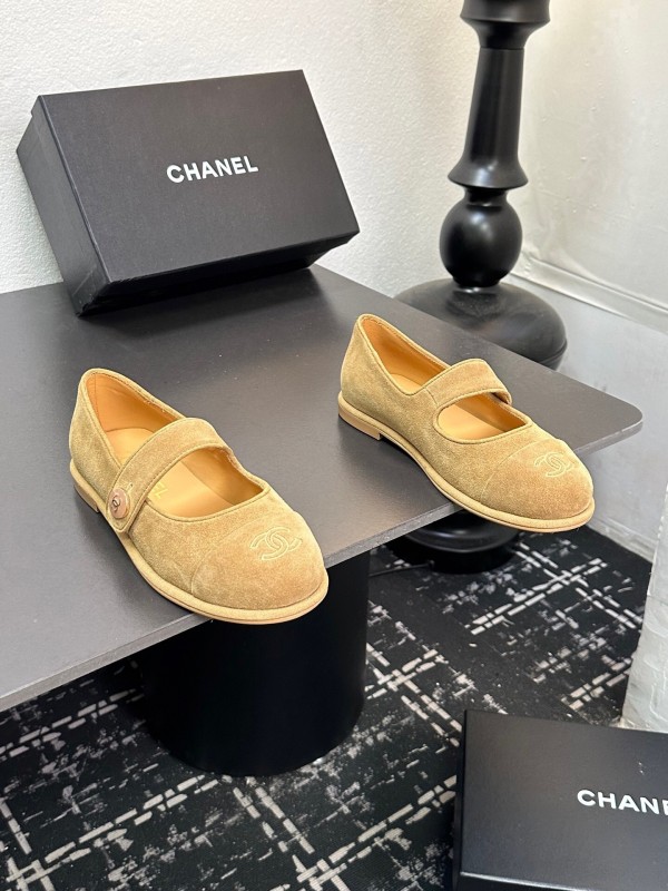 Chanel Quilted Flats Slip-On Mules - KFY00280