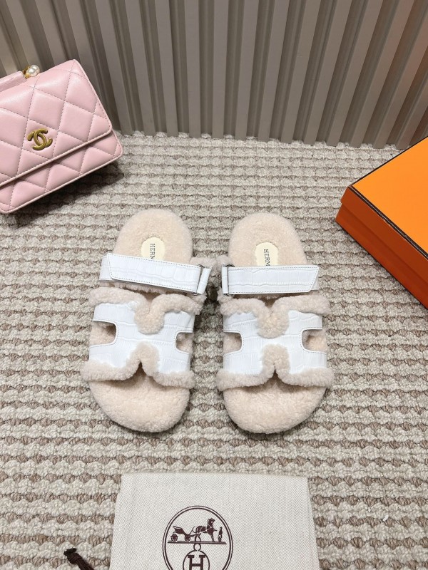 H Sandals 2025 Spring Summer Collection Lightweight Comfort Flip Flops - LY00280