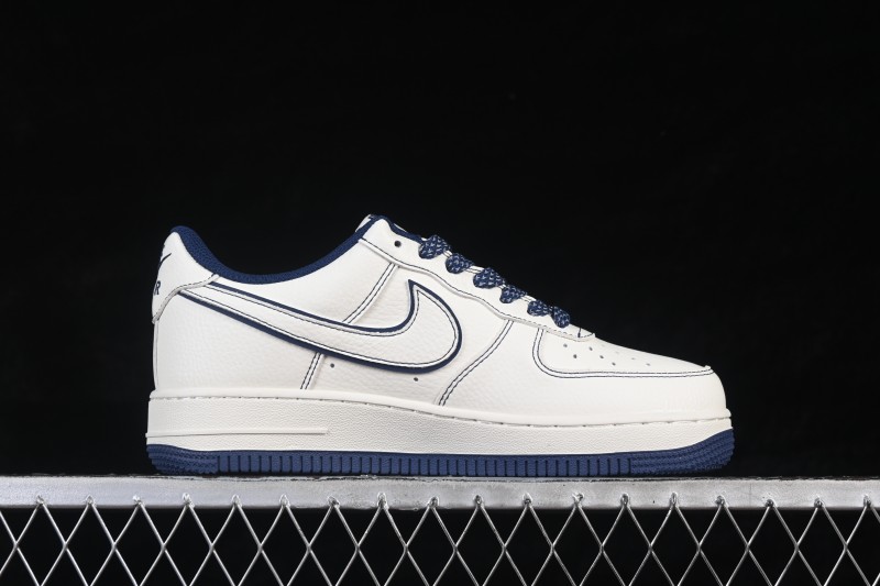 Nike Air Force 1 '07 Low Retro Basketball Shoes with Vintage Wine Red Colorway - MM3399-806