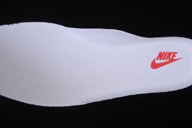 Nike Air Force 1 07 Low Classic Basketball Sneakers for Casual Wear - HT5088-626
