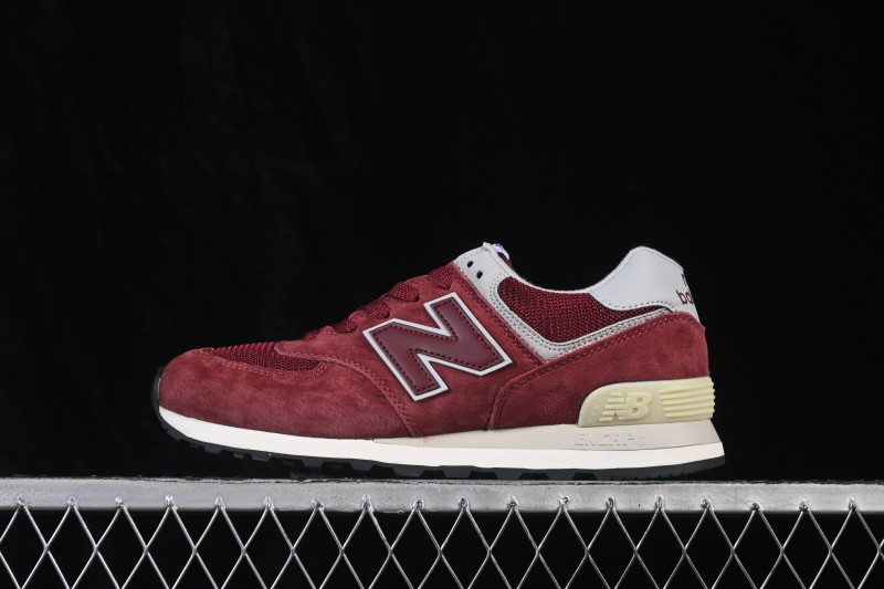 New Balance 574 Classic Retro Running Shoes with Suede and Mesh Upper - ML574VB