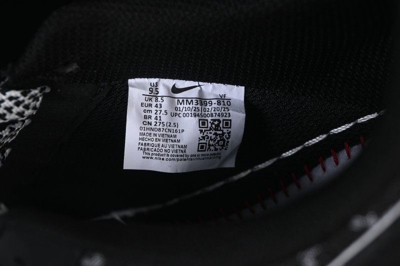 Nike Air Force 1 '07 Low Classic Basketball Shoes in Black and White - MM3399-810