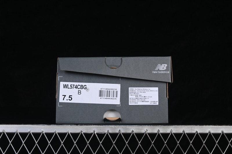 New Balance 574 Retro Running Shoes for Women with Suede and Mesh Upper - WL574CBG