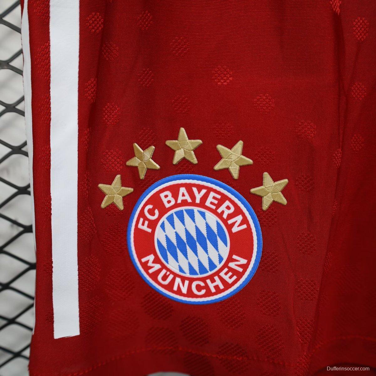 Player Version 25/26 Bayern Munich Home Shorts