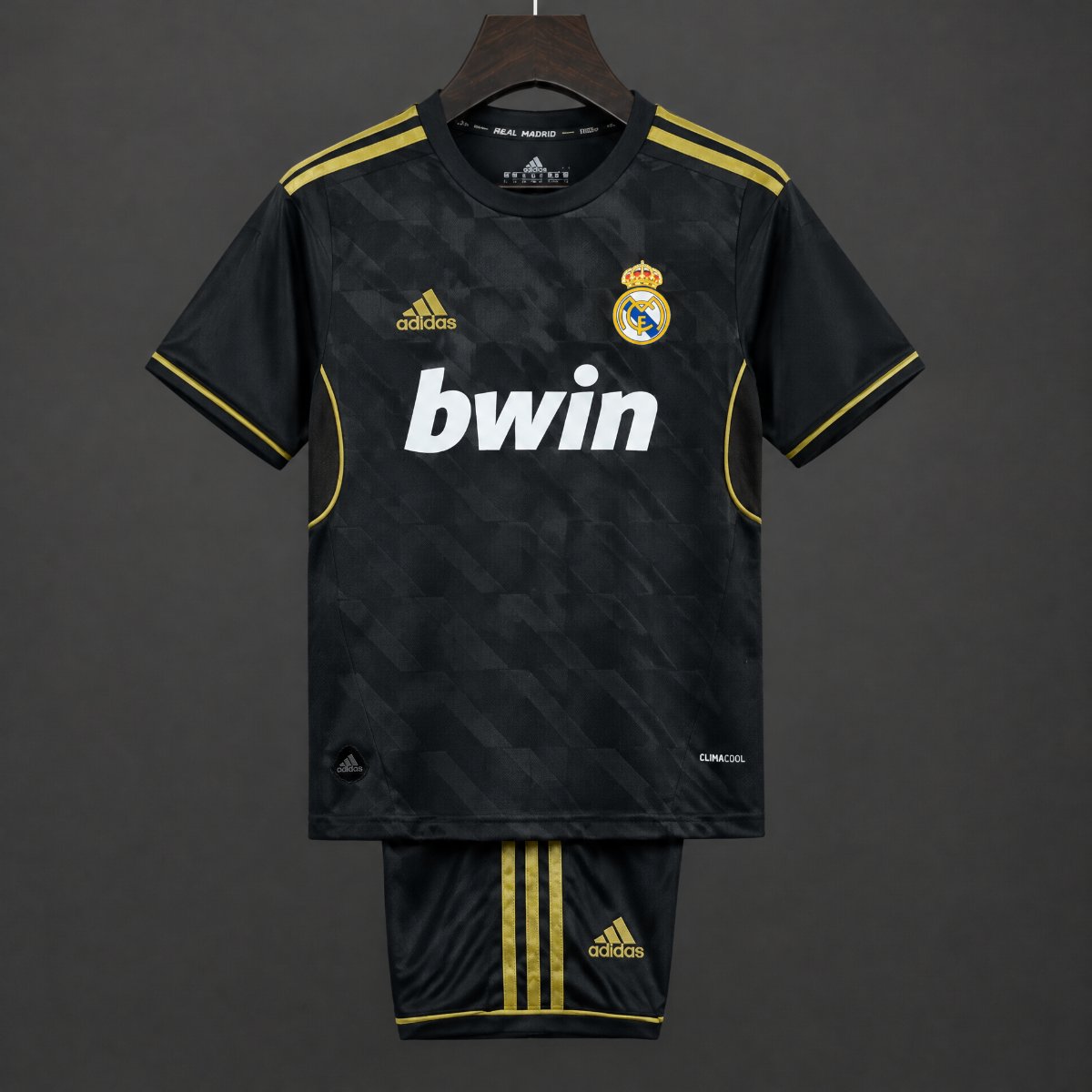 Retro Kids 11/12 Real Madrid Black Away Jersey
